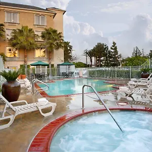 ayres-hotel-anaheim.topanaheimhotels.com/